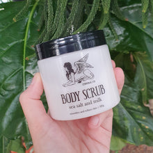 Load image into Gallery viewer, SeaSalt and Milk Bodyscrub